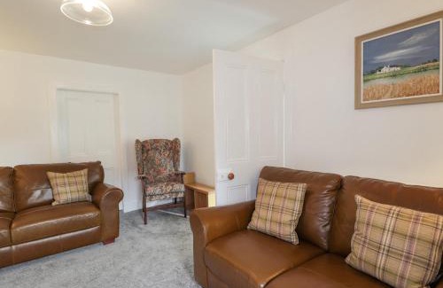 Banff House | 19 Reidhaven Street