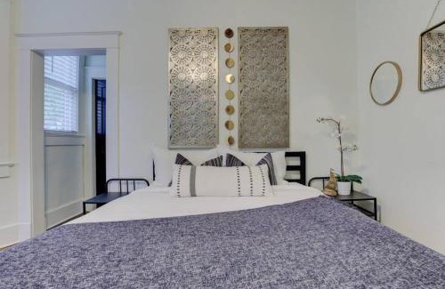 Midtown Apartment | 1900's Historic Getaway - Prime Midtown Location!