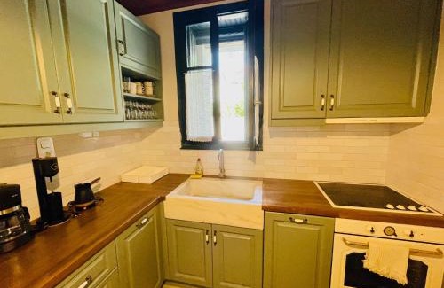 Monastiraki Villa | 1908 - live a century back