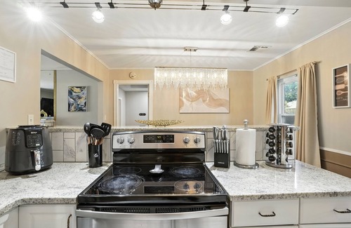 Tulsa House | 1940s Beautiful Remodel | Near Expo Sq/TU/DT