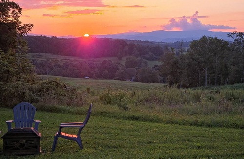 Alleghany County House | 1945 Farmhouse Charm in Sparta Mountain and Meadow Views Hot Tub Firepit Games
