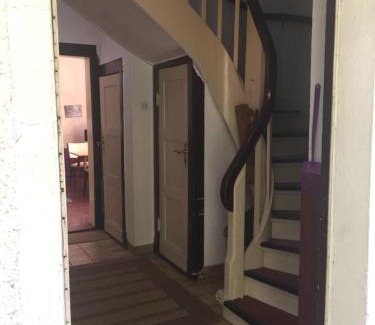 Charlottenburg Apartment | 1948 es war einmal