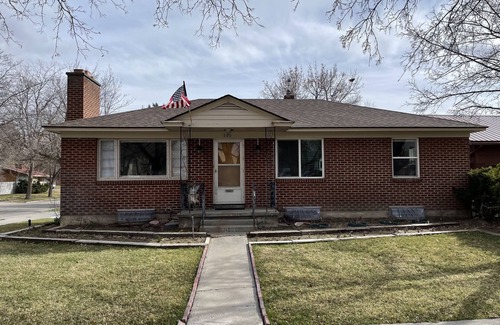 Idaho Falls House | 1950s Brick Charmer
