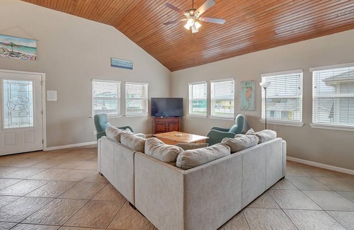 Safe Harbor House | 199 m² House ∙ 4 bedrooms ∙ 14 guests