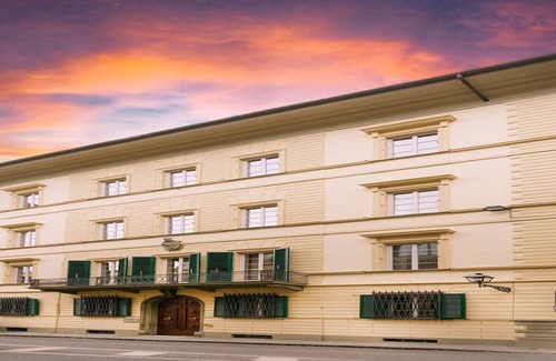 Santa Croce Apartment | 19th Century Luxury - A Stone's Throw from Uffizi