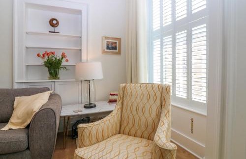 Banff House | 1A Carmelite Street