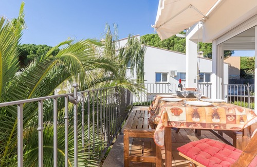 Calella de Palafrugell Villa | 1ALB 01 - Apartment for 6 people located in Calella de Palafrugell, just 350m from the beach