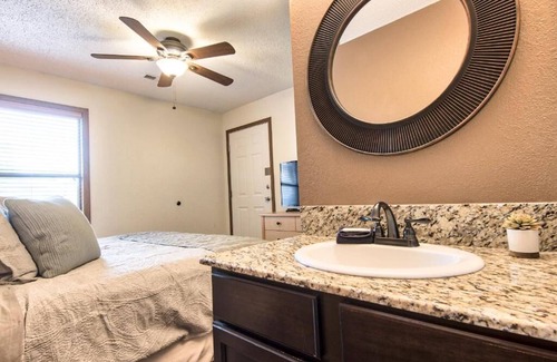 Indian Point Resort | 1BD/Top Family Resort on Indian Point on Table Rock Lake in Branson, Mo