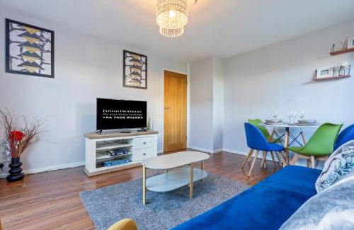 Little Hay Apartment | 1Bed-Sleeps2-Parking-NearCityCentre-Jlr-Nec