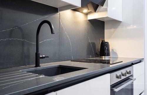 Fortune Green Apartment | 1bedroom flat Central London NW6