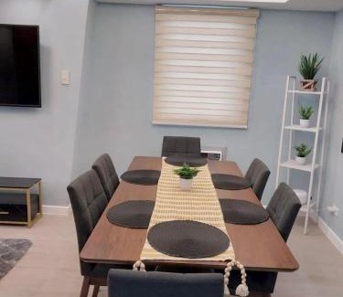San Fernando Apartment | 1BEDROOM Unit at Azure north With Netflix up to 6PAX