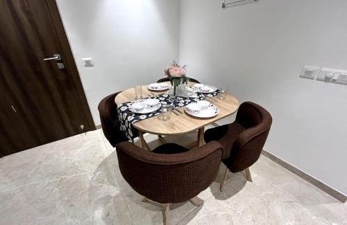 Hiranandani Gardens Apartment | 1BHK in Hiranandani Powai D