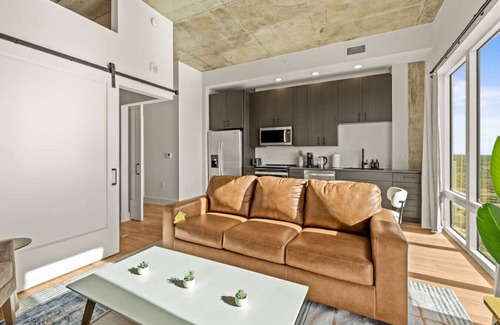 Channel District Apartment | 1BR Channelside | Free Amenities + Prime Location