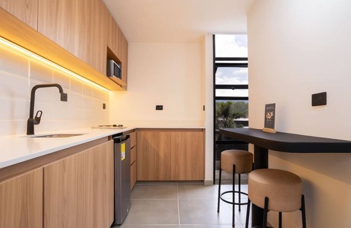 San Diego Apartment | 1BR in Poblado w/Jacuzzi & Cowork