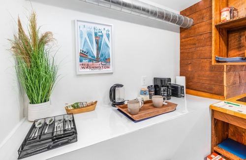 North Beacon Hill Apartment | 1BR Tranquil Haven in Beacon Hill