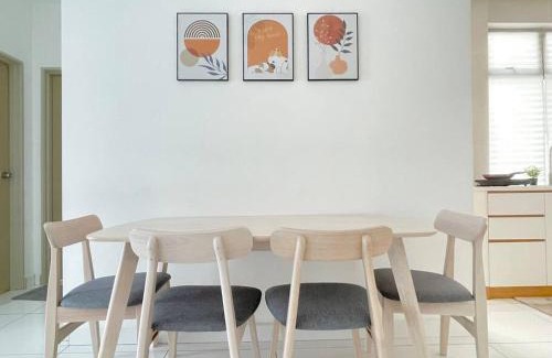 Taman Bukit Mewah Apartment | 1min to Paradigm Mall 2to 5pax Platino MujiStyle