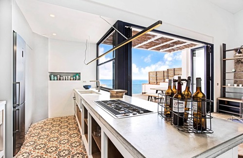 Llafranc Villa | 1MIRAD 01 - Beautiful house renovated with great taste, with fantastic views of the sea and direct access to the beach of Llafranc