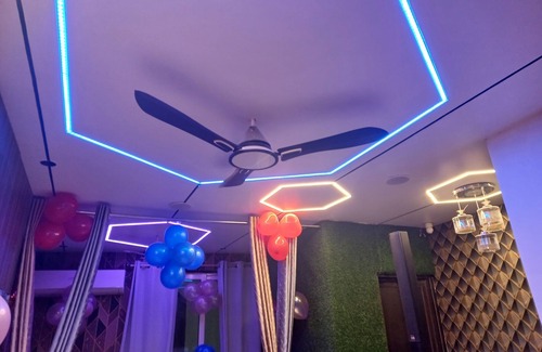 Preet Vihar Apartment | 1RK Studio Flat Near Nirman Vihar, Preet Vihar, Laxmi Nagar, East Delhi