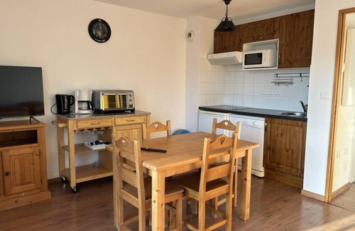 Peyragudes Apartment | 1st floor, balcony, tv, ski locker, 32m², Peyragudes