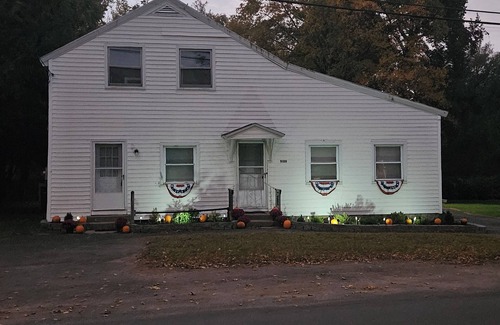 Rome House | 1st floor Duplex across from woods valley ski resort next to lake delta