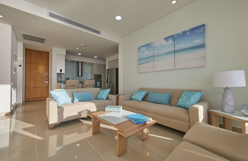 Bocagrande House | 2/2 Luxury Condo -Hyatt H2 -Ocean View Bocagrande