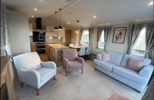 Holworth House | 2-6 guests Holiday Chalet in Durdle Door