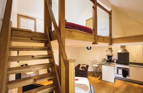 Didcot Apartment | 2 Ashbrook Mews Summa