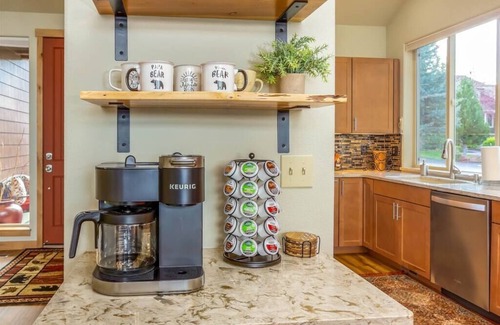 Redmond House | 2 Bd/2 Bth, Eagle Crest Resort, Resort Amenities!