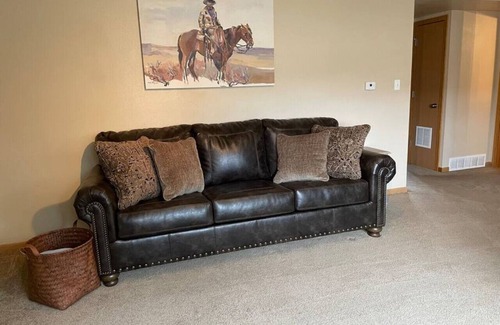 Laramie Apartment | 2 BD in North Laramie
