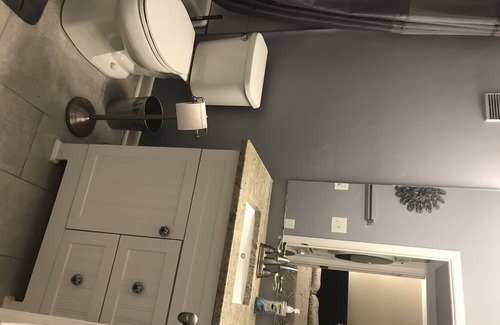 Crescent Hill Condo | 2 Bed 1 Bath with Loft