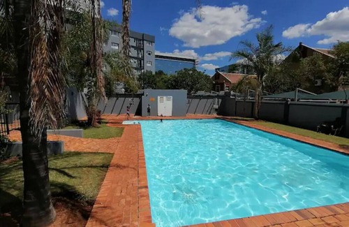 Menlyn Apartment | 2 bed, 2 bath Apartment, Menlyn
