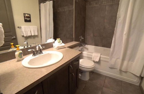 South Pandosy House | 2 Bed 2 Bath at Playa #232