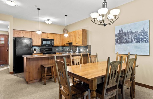 Sun Peaks Condo | 2 Bed, 2 Bath Condo Ski-in & Ski-out With Chairlift & Golf Course Steps Away!