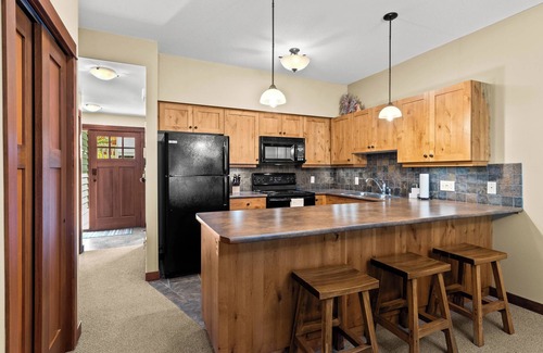 Sun Peaks Condo | 2 Bed, 2 Bath Condo Ski-in & Ski-out With Chairlift & Golf Course Steps Away!