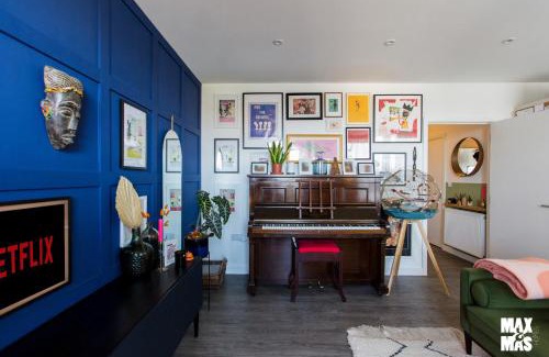 Heath Apartment | 2-Bed & 2 Bathroom, balcony & parking - Close to Dagenham East & Romford station