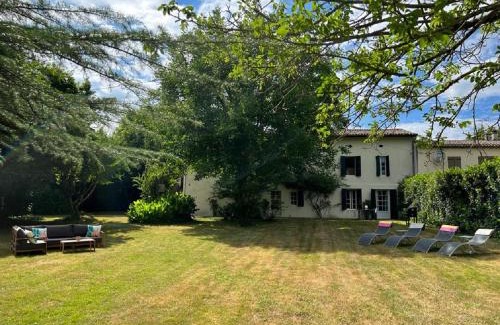 Saint-Seurin-de-Prats Apartment | 2 Bed apartment on the Dordogne River