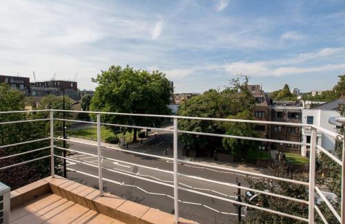 Cantelowes Apartment | 2 Bed Camden Town sec to tube