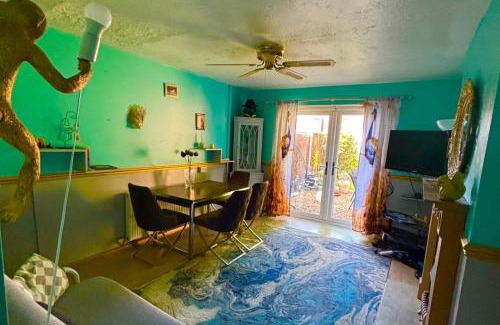 Liverpool House | 2-Bed House Sleeps 4 Garden 10 mins to Anfield