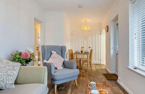 Bacton House | 2 Bed in Bacton 75392