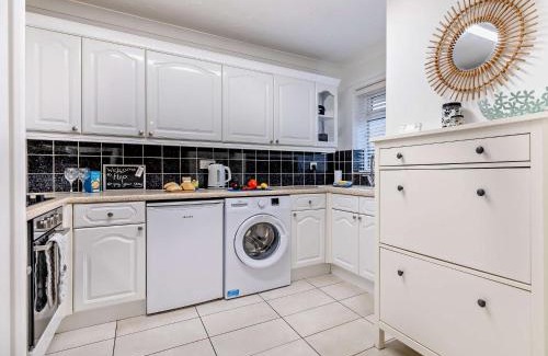 Bacton House | 2 Bed in Bacton 75392