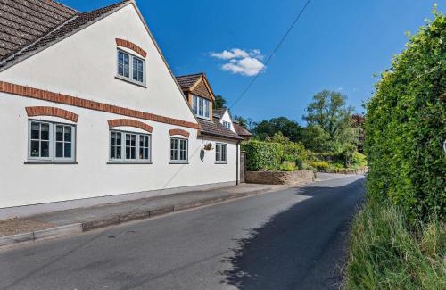 Winterborne Stickland House | 2 Bed in Blandford Forum 95140