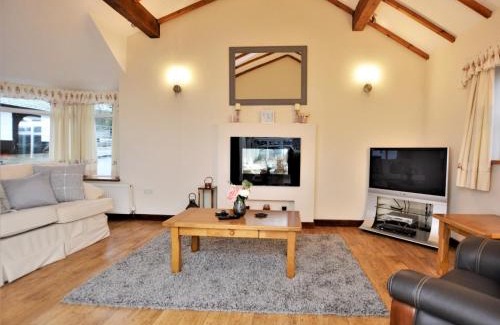 Colwyn Bay House | 2 Bed in Conwy 77635