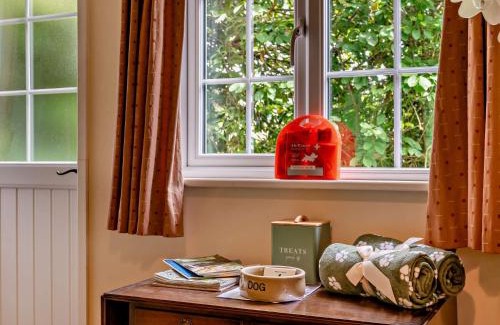 Newton Abbot House | 2 Bed in Dartmoor National Park 46409