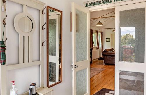Newton Abbot House | 2 Bed in Dartmoor National Park 46409