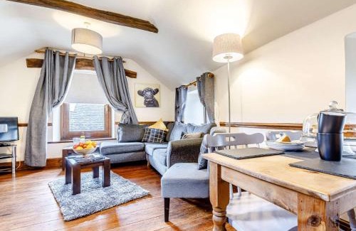 Hartington House | 2 Bed in Hartington 54214