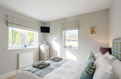 Meltham Apartment | 2 Bed in Holmfirth 82193