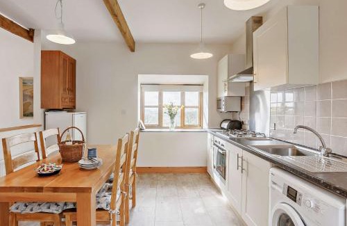Holsworthy House | 2 bed in Holsworthy 91755