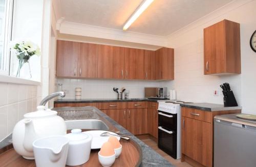 Holt House | 2 Bed in Holt 73518