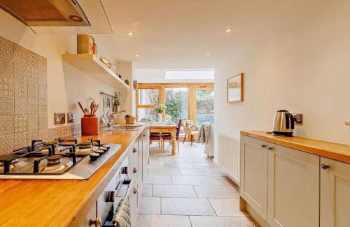 Ludwel House | 2 Bed in Ludlow 40329