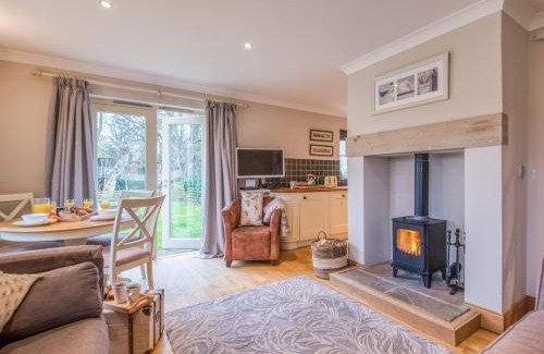 Chathill House | 2 Bed in Nr Beadnell 77990